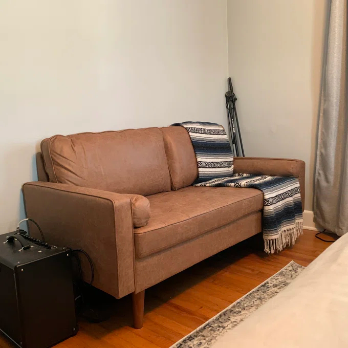 【Furniture】Aisha 69.68'' Upholstered Loveseat