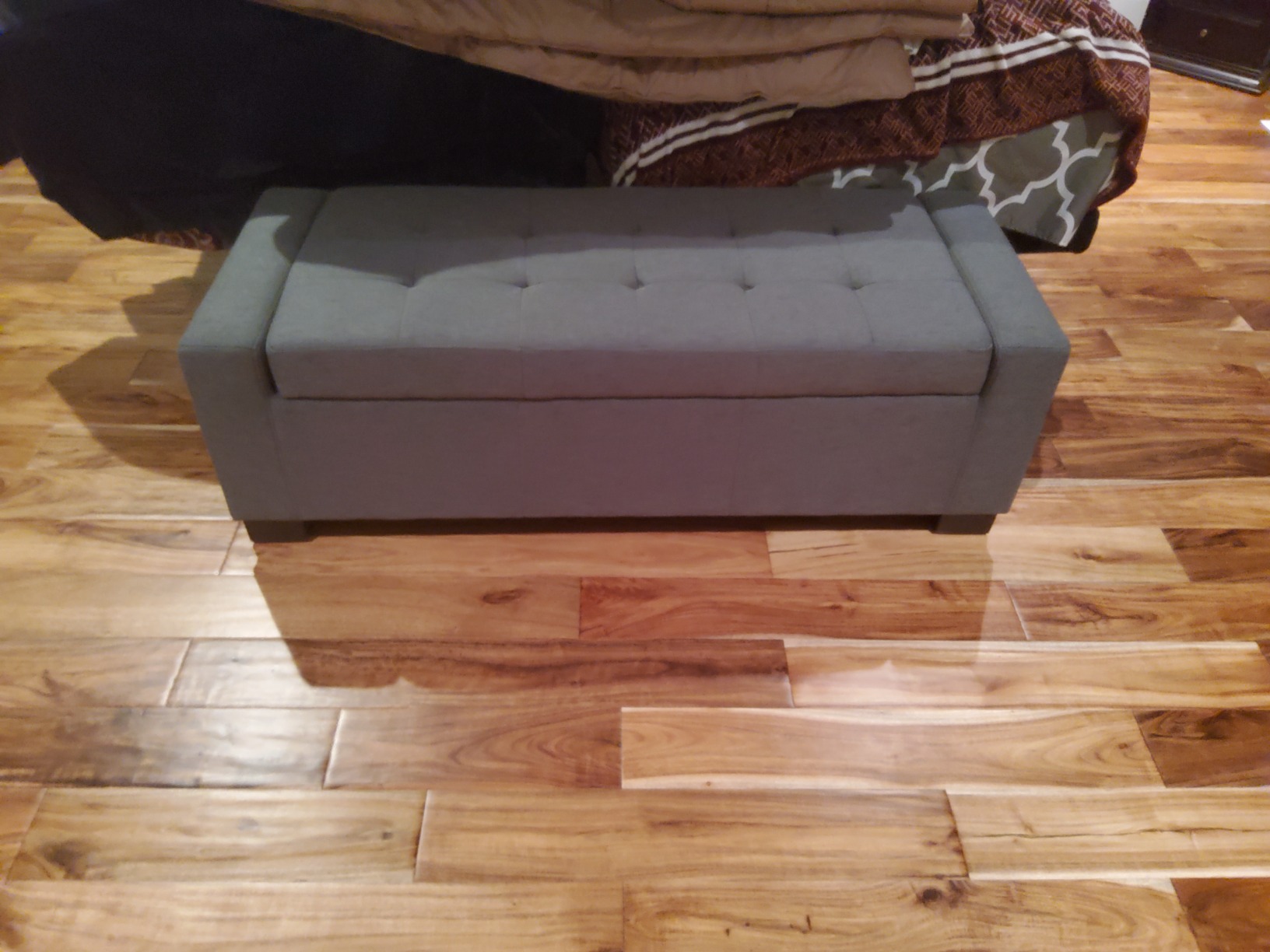 【Furniture】Christopher Knight Home Guernsey Leather Wood-Frame Storage Ottoman