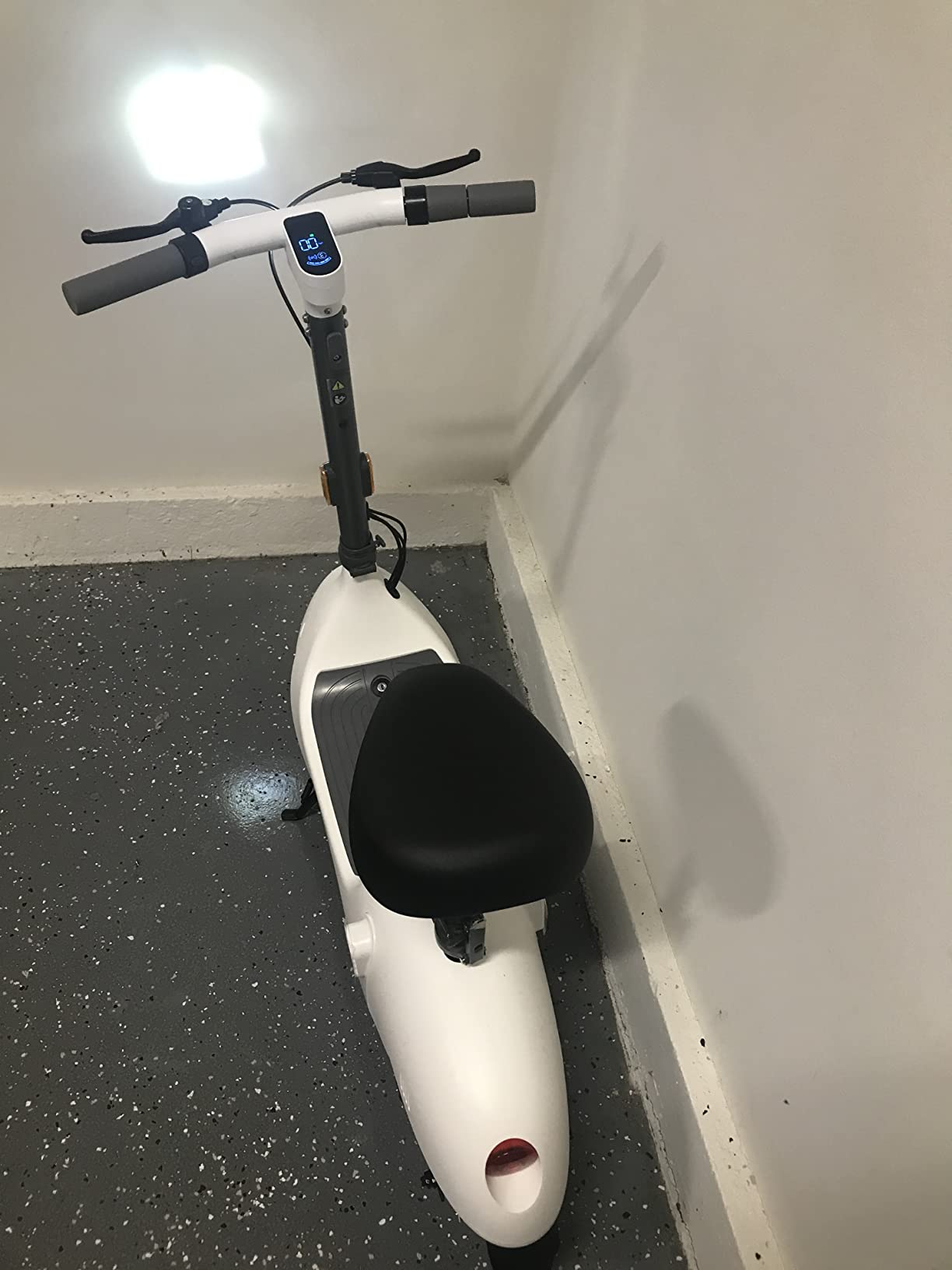 【Sports&Outdoors】Electric Scooter with Seat, Up to 25-34 Miles Range & 15.5MPH