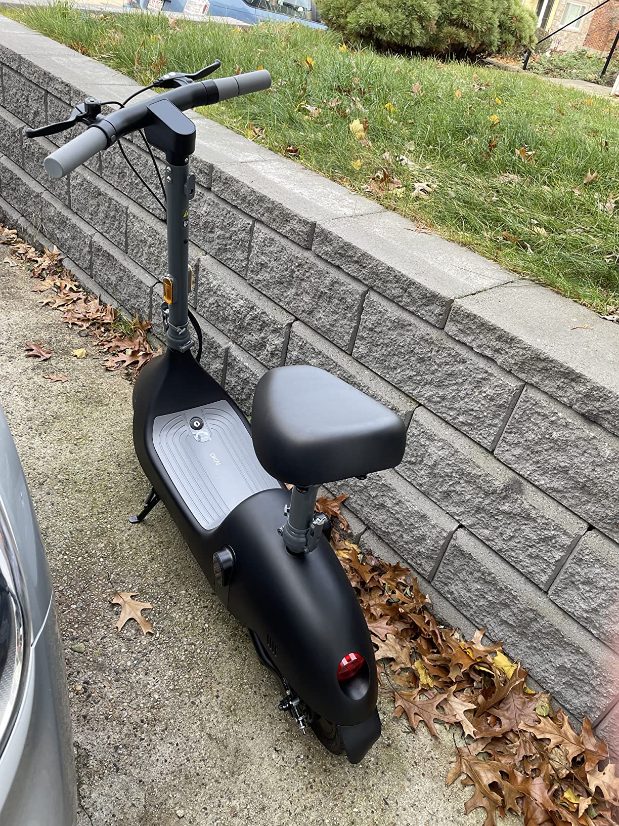 【Sports&Outdoors】Electric Scooter with Seat, Up to 25-34 Miles Range & 15.5MPH