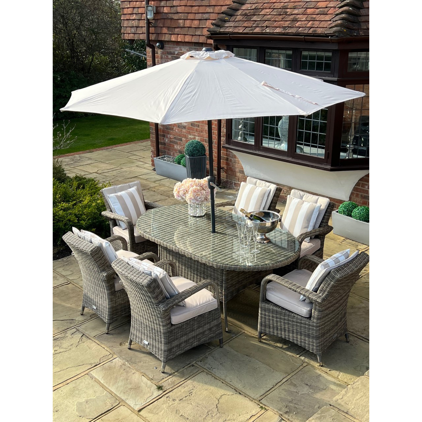 【Home&Garden】6 Savannah Armchairs 1.8 mtr Oval Set