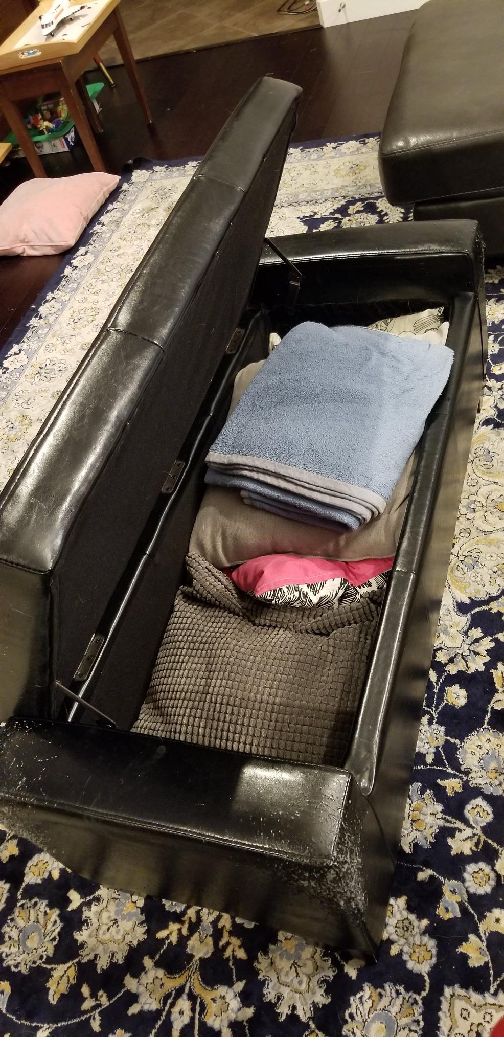 【Furniture】Christopher Knight Home Guernsey Leather Wood-Frame Storage Ottoman