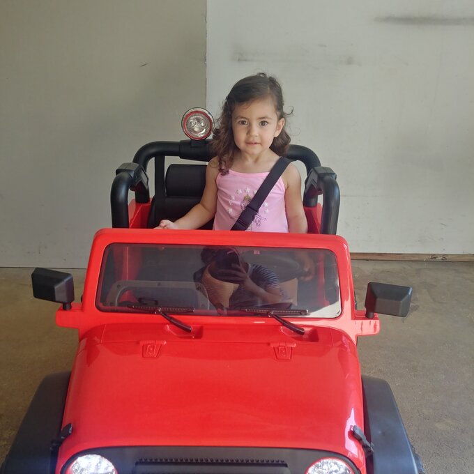 【Baby&Kids】Kids Ride on Jeep