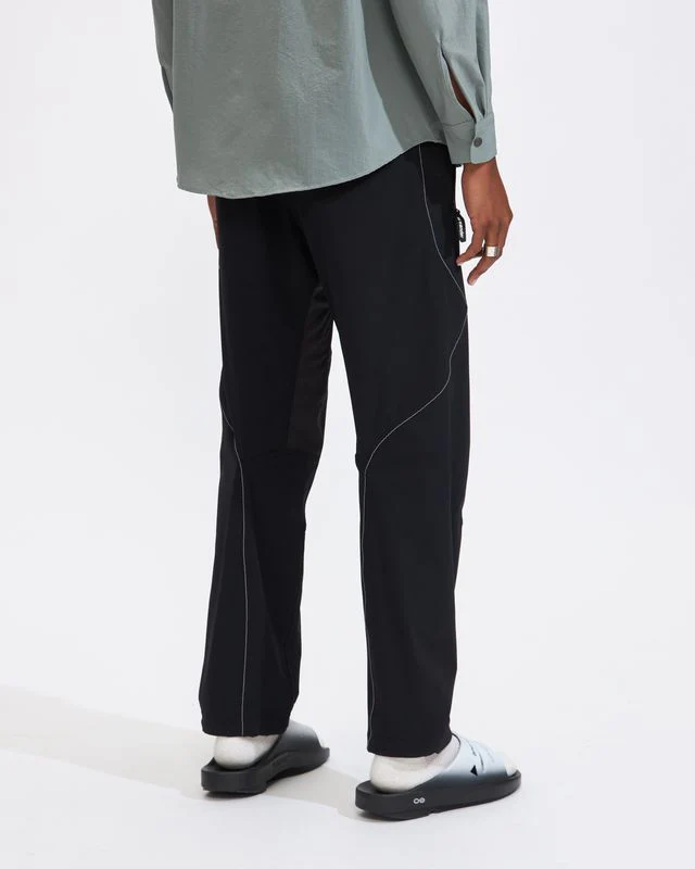 Trek Pants 3 in Black