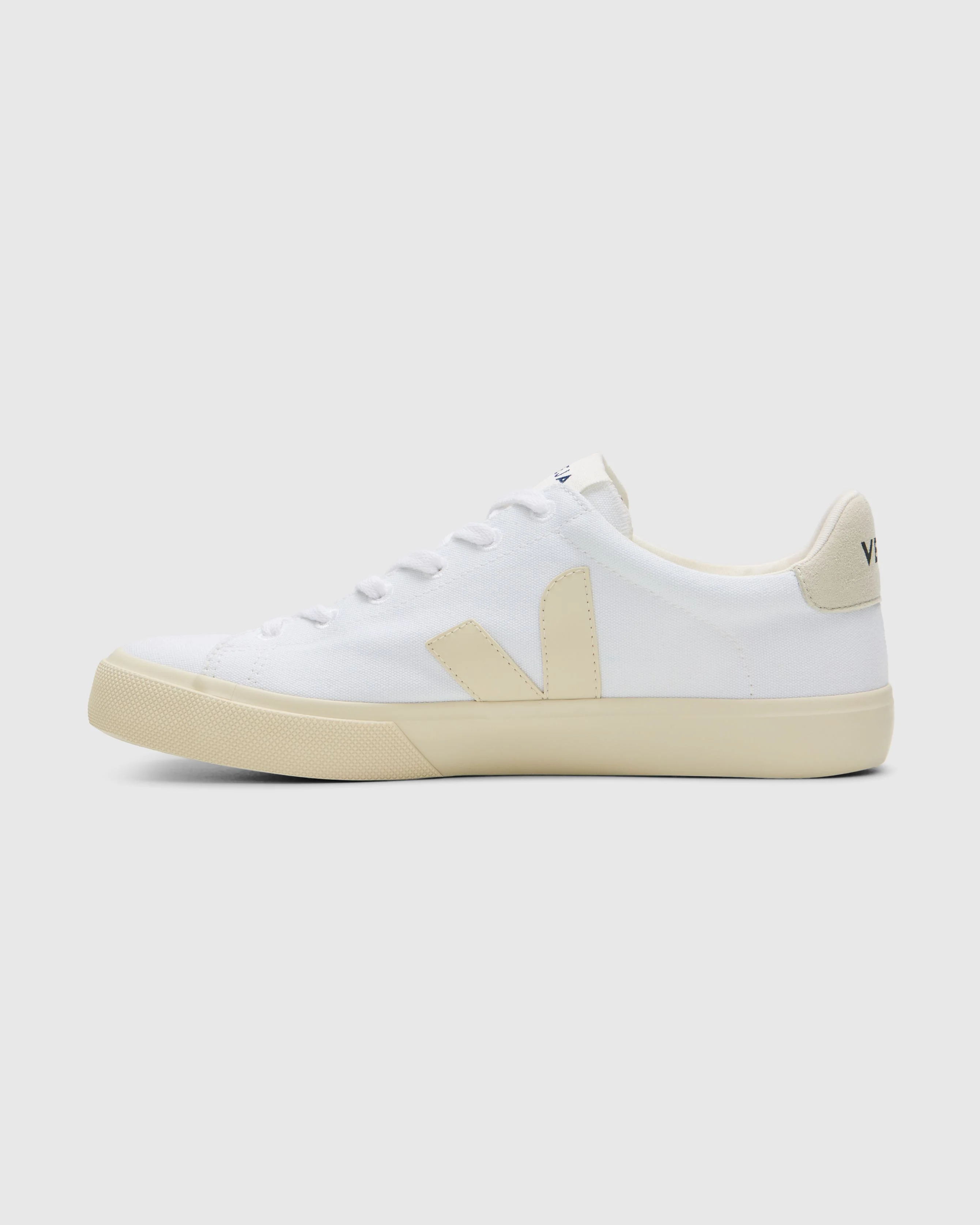 Campo Canvas in White Pierre