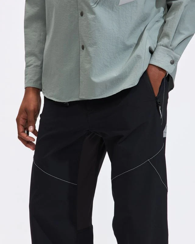 Trek Pants 3 in Black