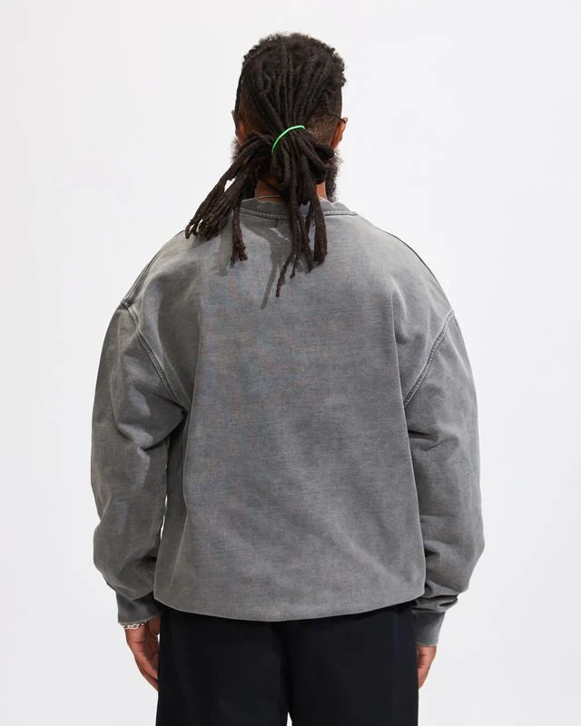 Second Round Crewneck in Washed Black