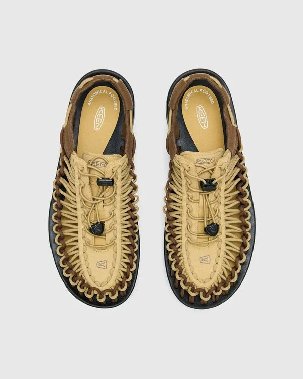 UNEEK in Khaki/Dark Earth
