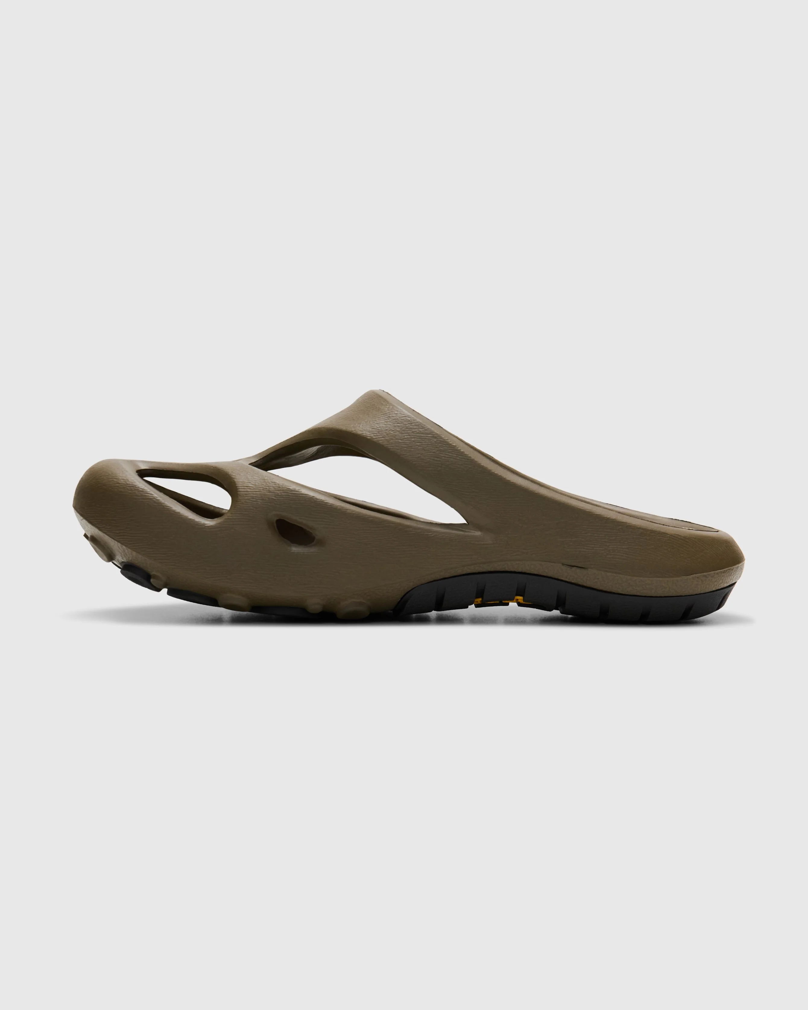 Shanti Clog in Canteen/Plaza Taupe