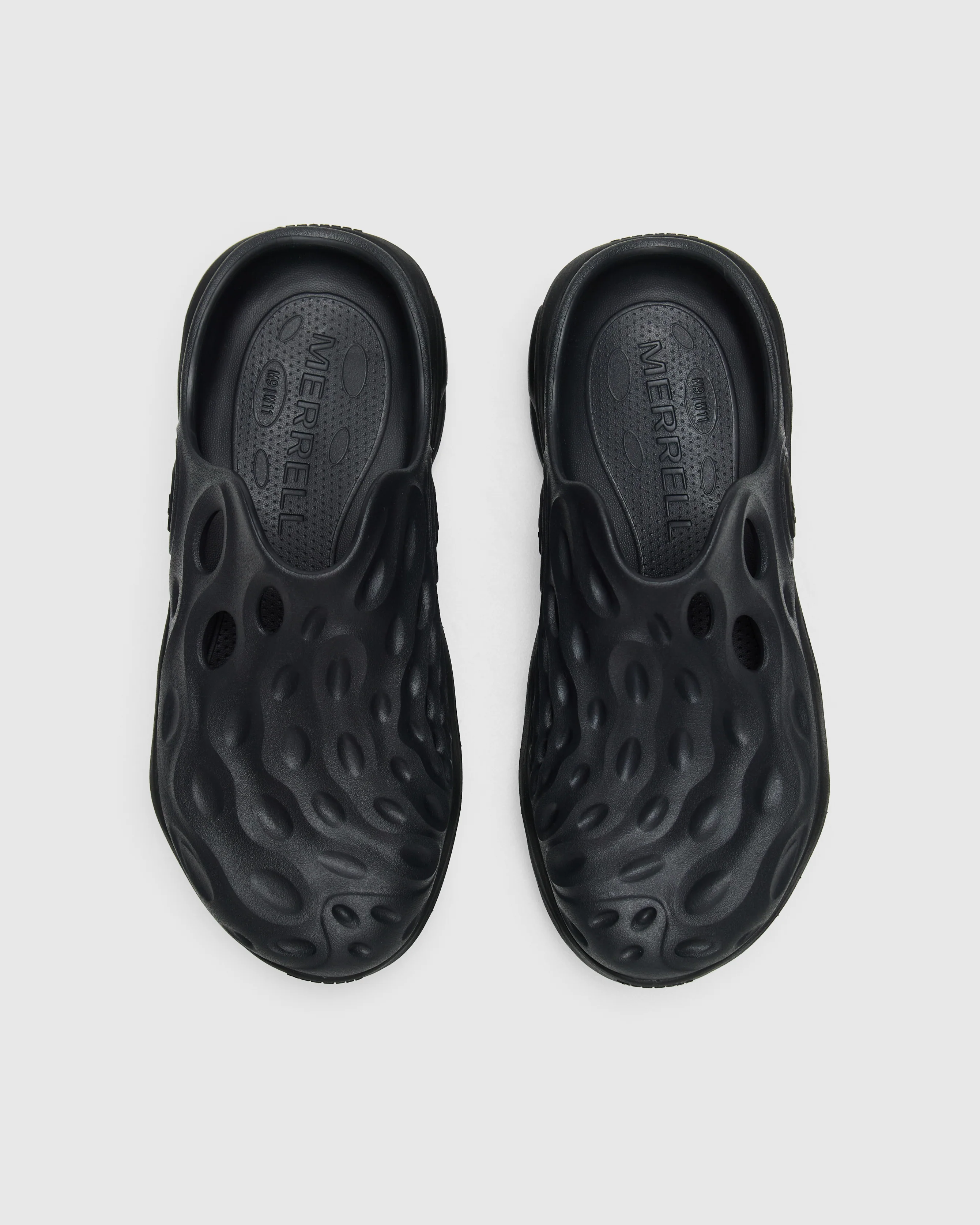 Hydro Next Gen Mule in Triple Black