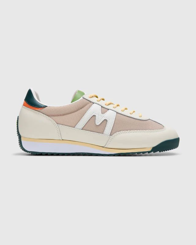 Mestari in Lily White/Bright White