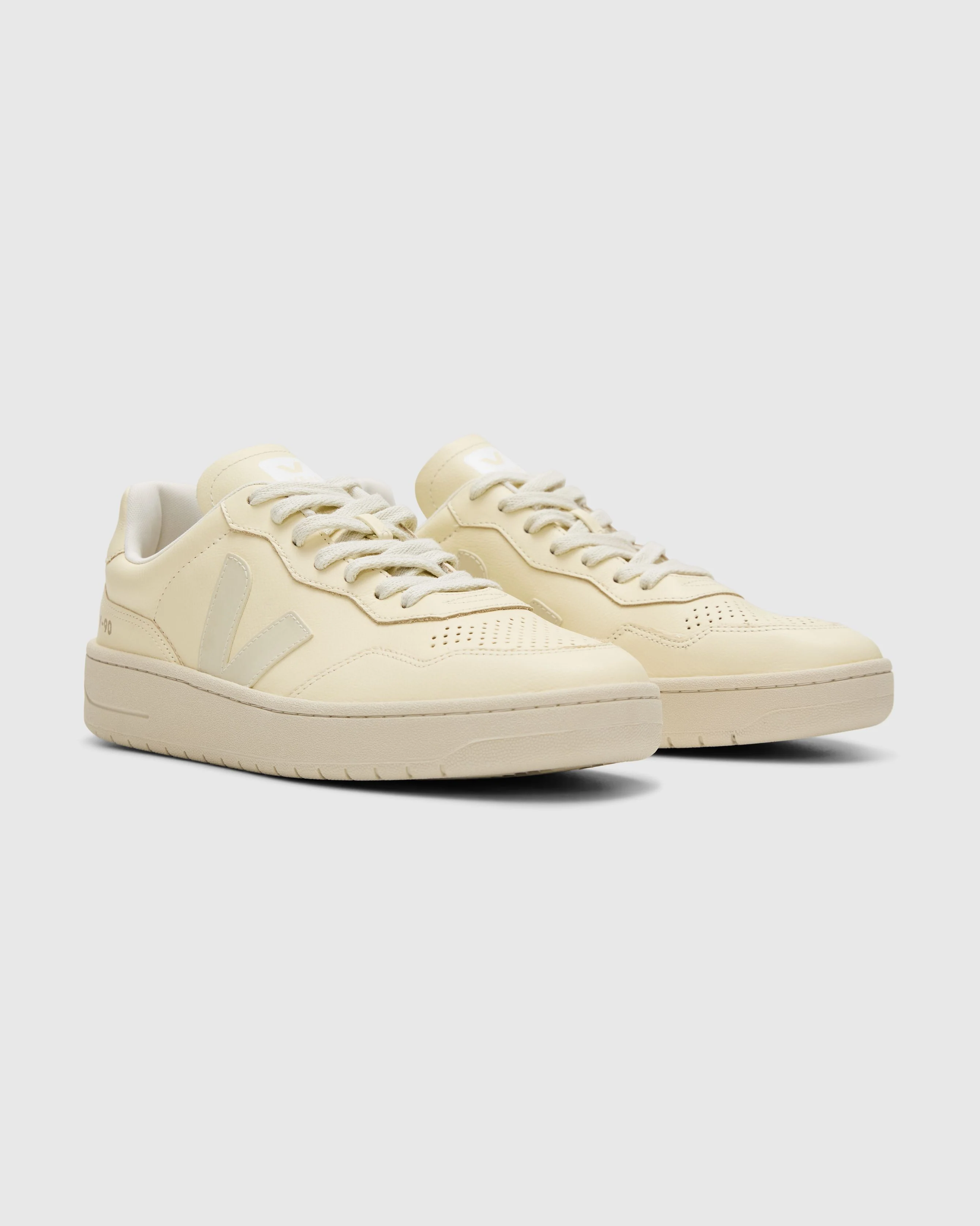 V-90 Leather in Cashew Pierre
