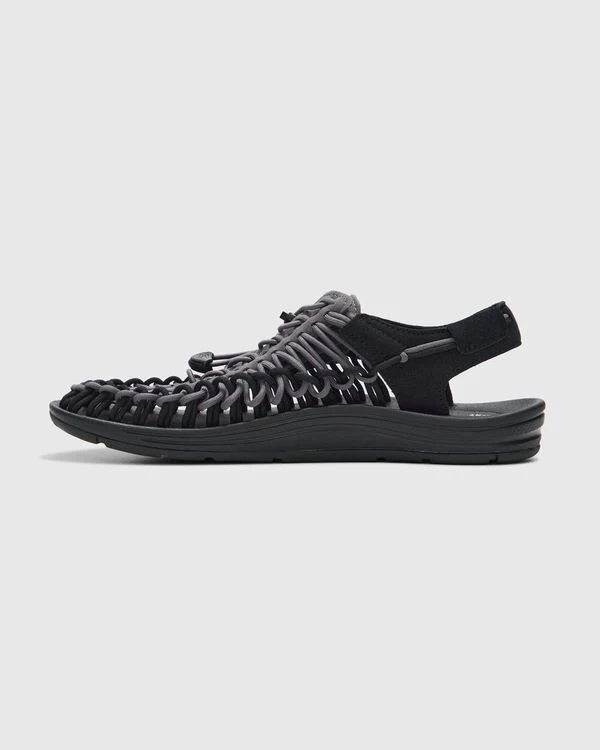 UNEEK in Magnet/Steel Grey