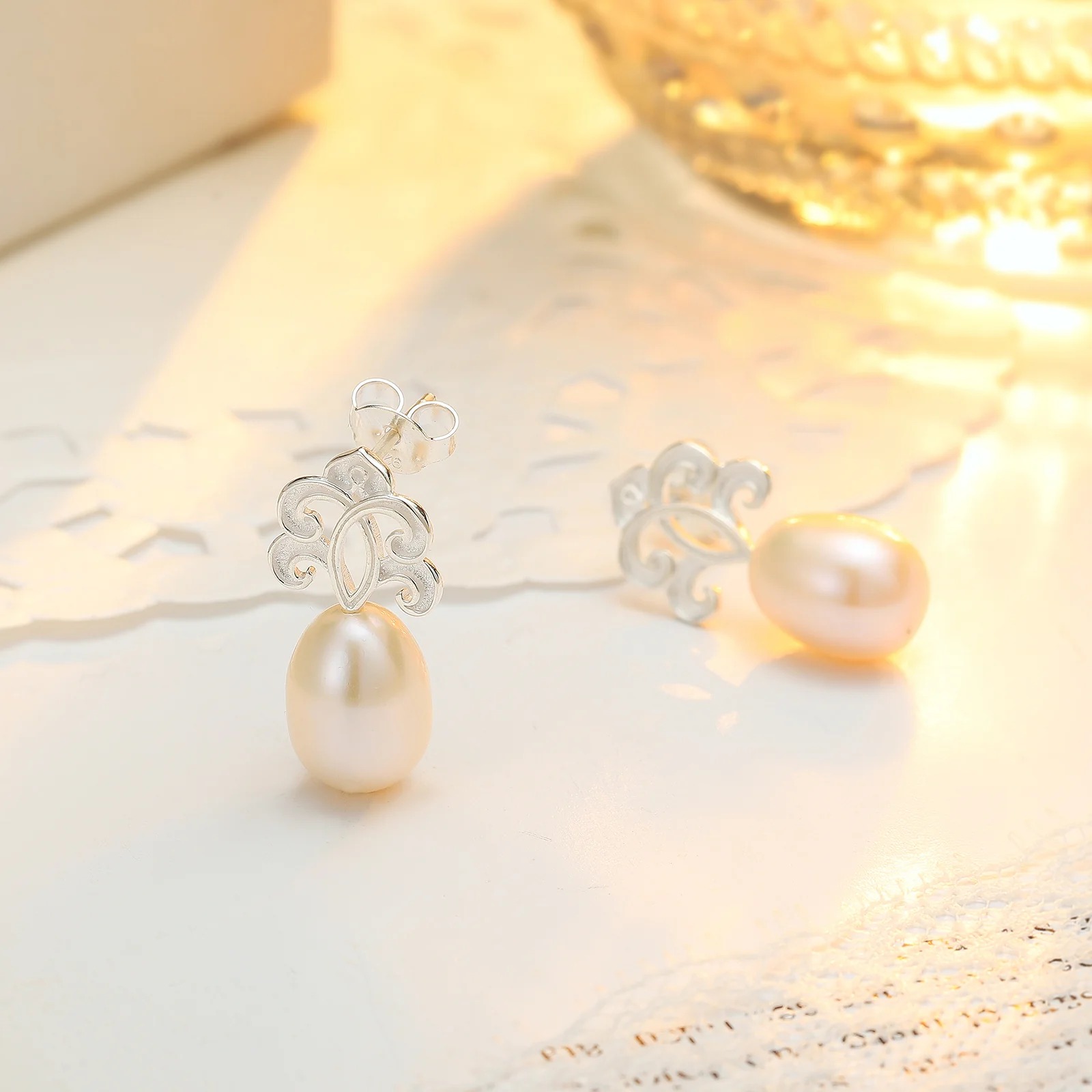 Silver Pearl Earrings