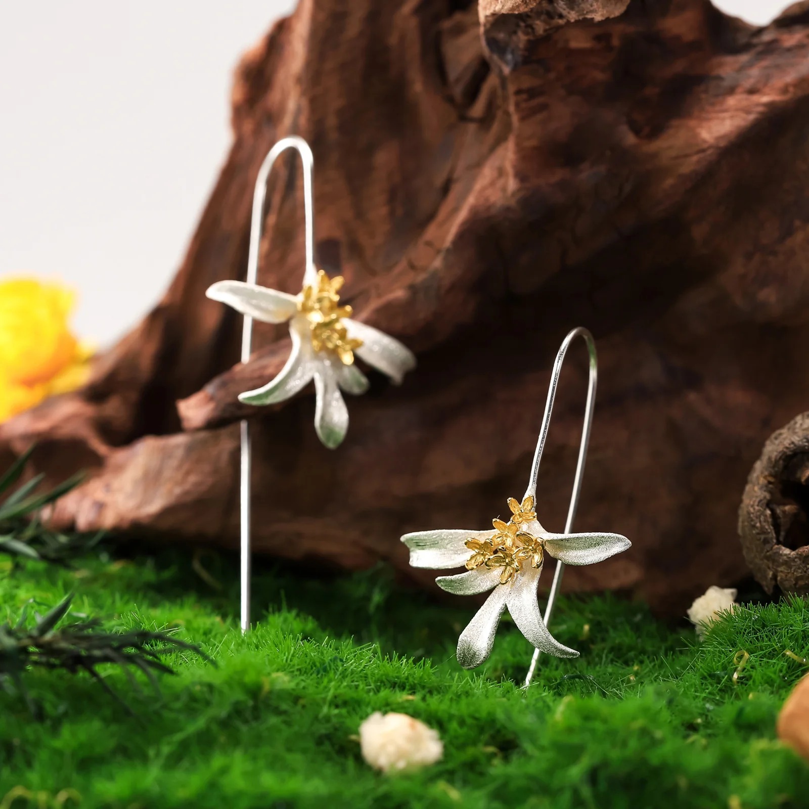 Osmanthus Fragrans Hook Earrings AL20111911