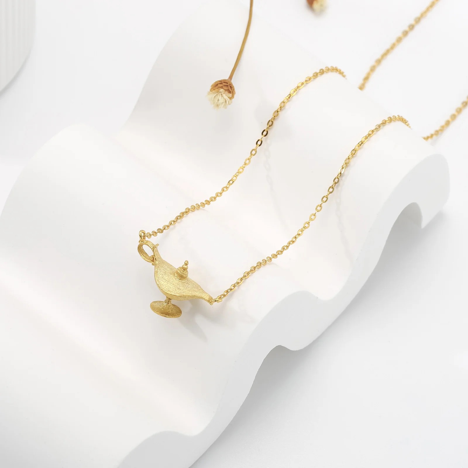 Aladdin magic lamp lucky necklace