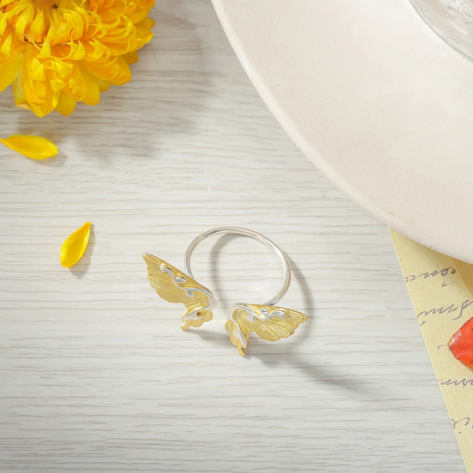 Dancing Butterfly Ring AL20111916