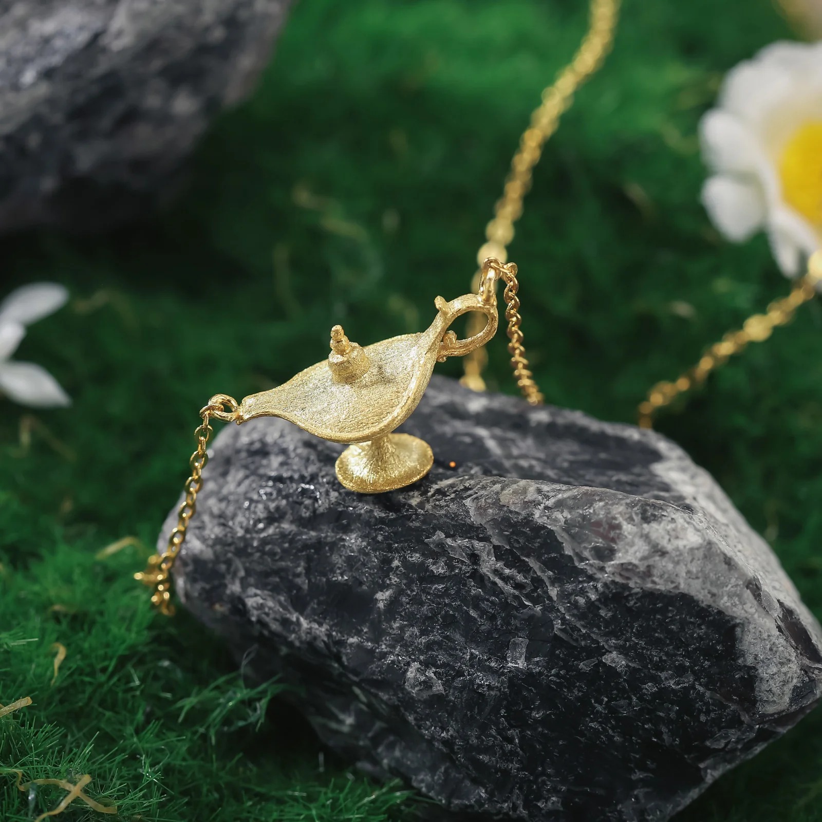 Aladdin magic lamp lucky necklace