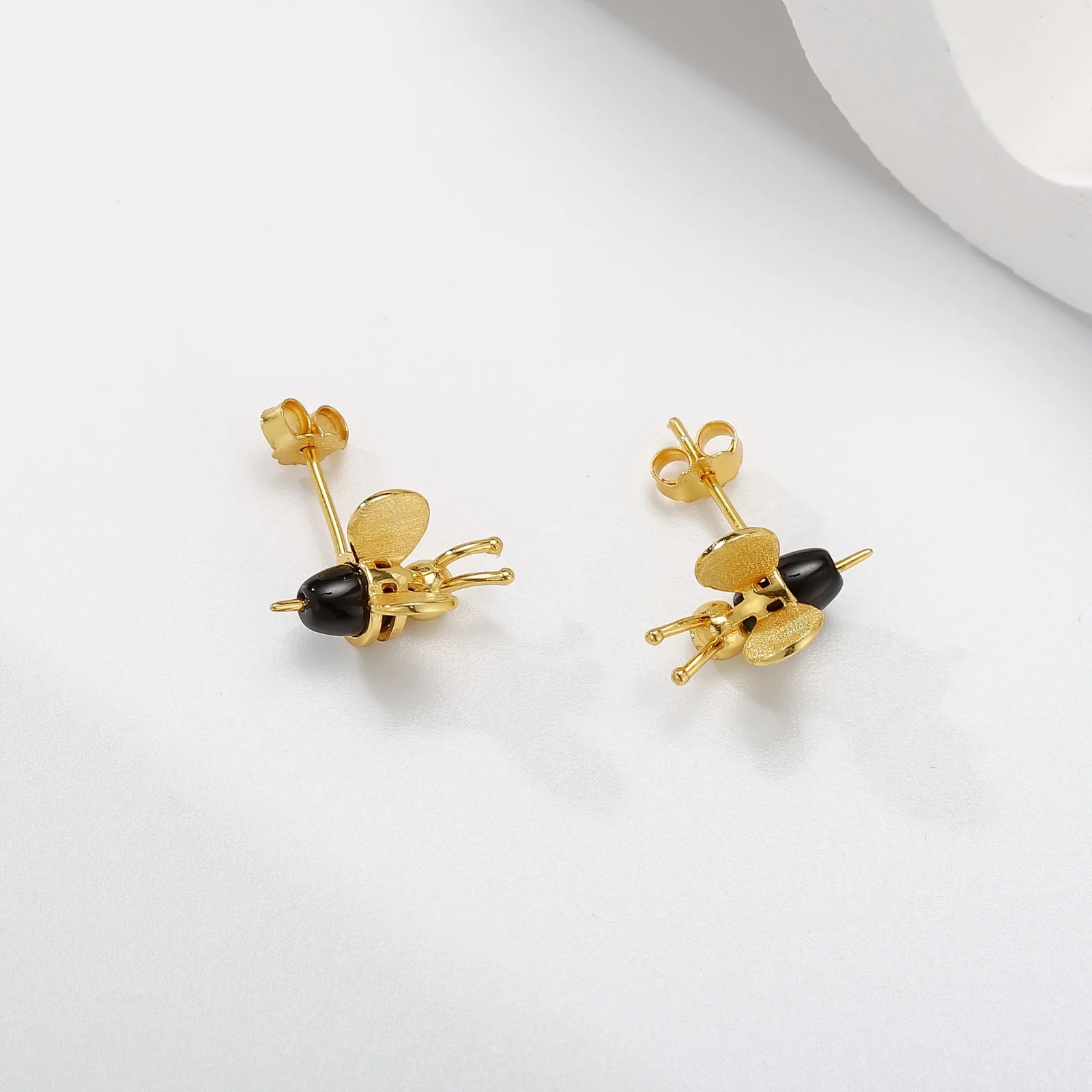 Honey Bee Stud Earrings AL20111917