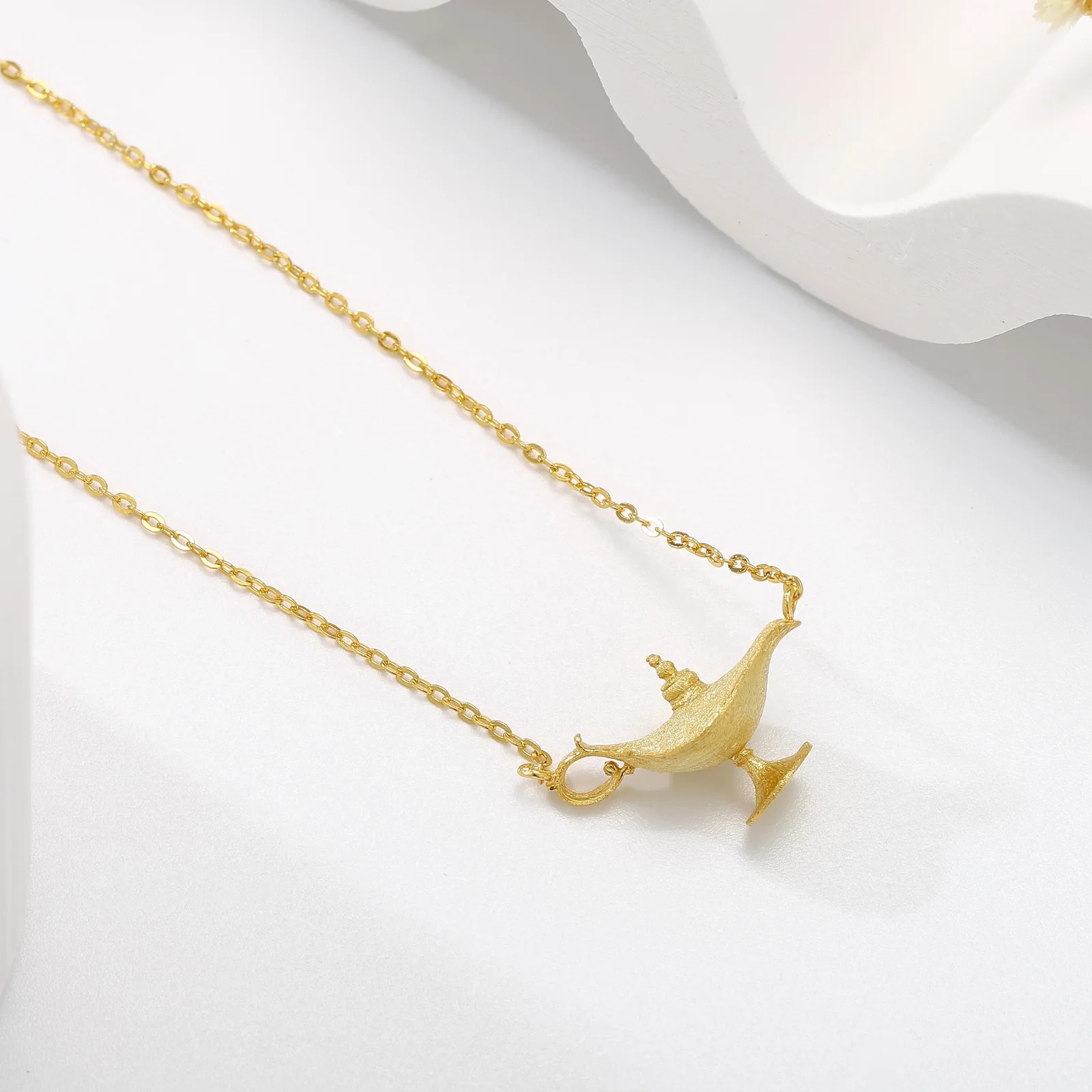 Aladdin magic lamp lucky necklace