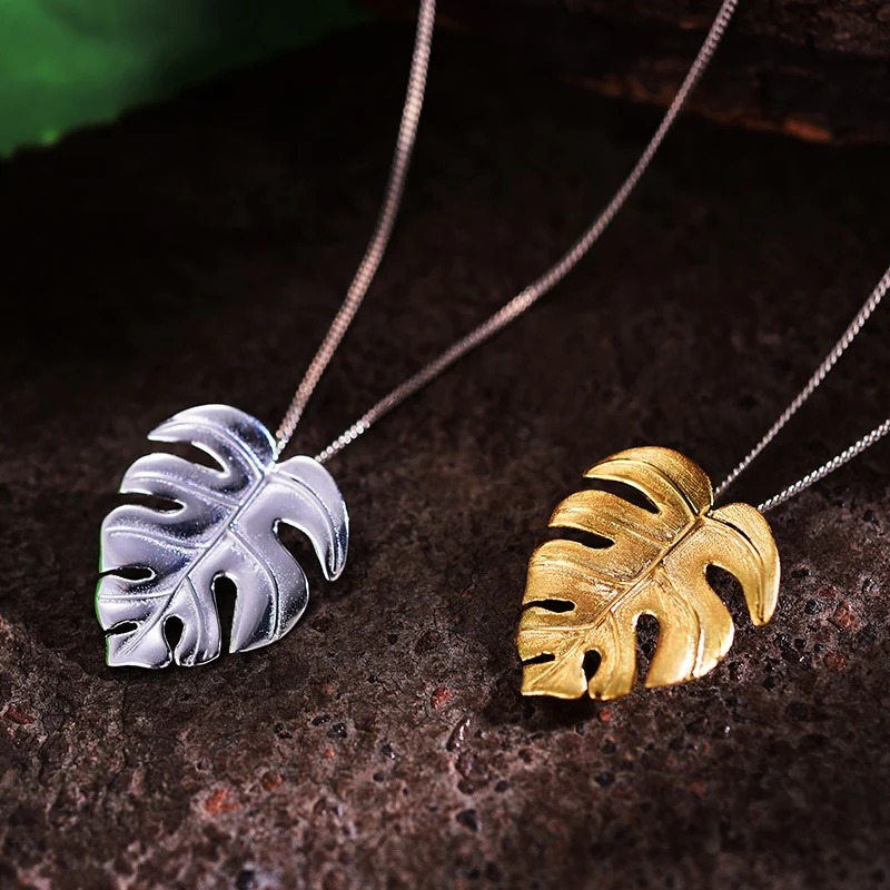 Monstera Leaf Necklace AL24111970