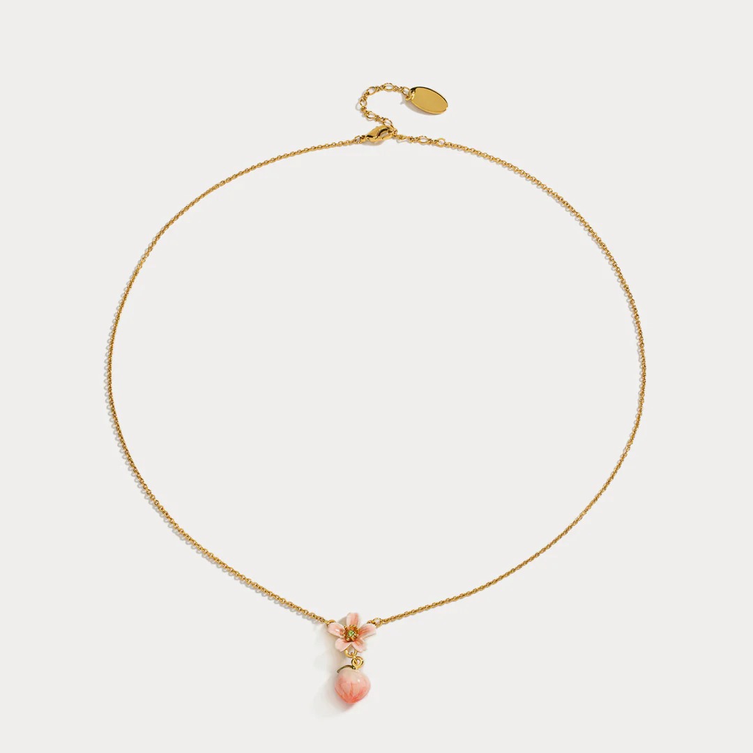 Pastoral style peach necklace