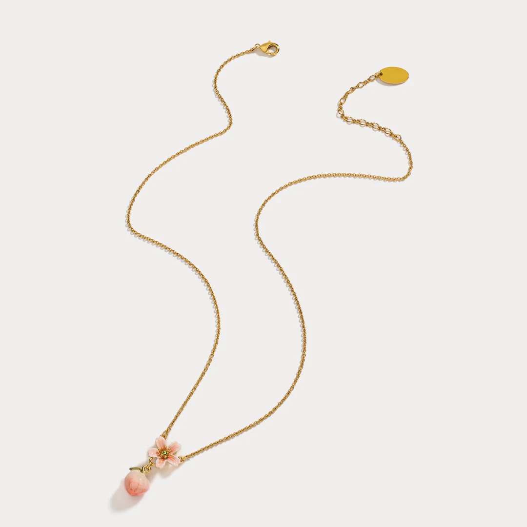 Pastoral style peach necklace