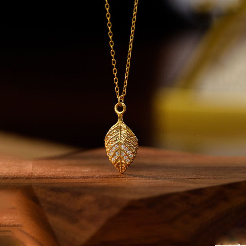 Nicoan Fallen Leaves Necklace