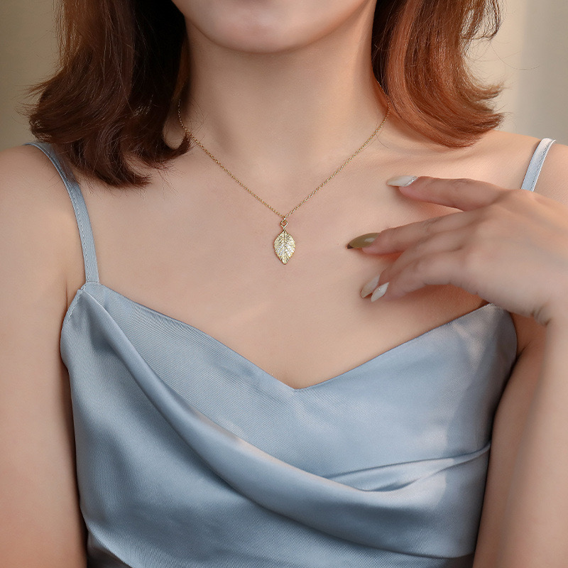 Nicoan Fallen Leaves Necklace