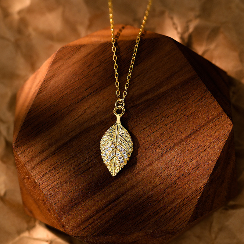 Nicoan Fallen Leaves Necklace