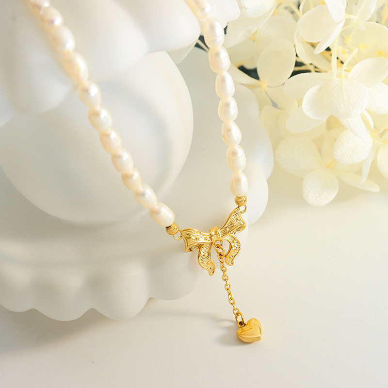 Pearl Heart Bow Pendant Necklace