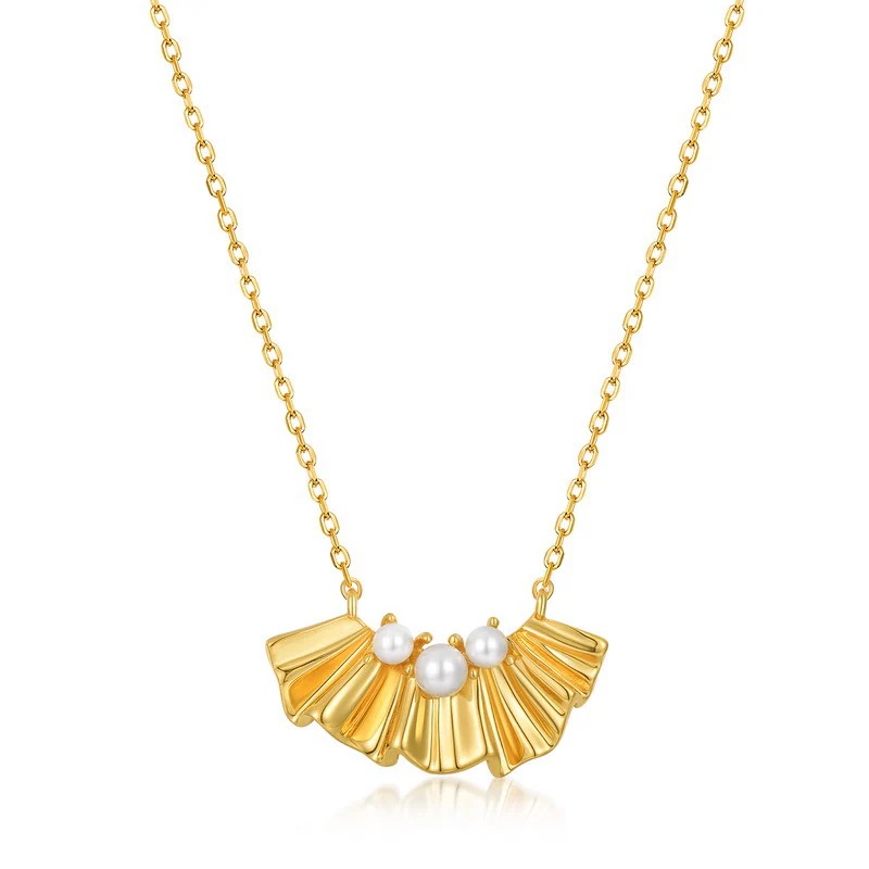 (9K gold plated) Petal-shape pearl necklace