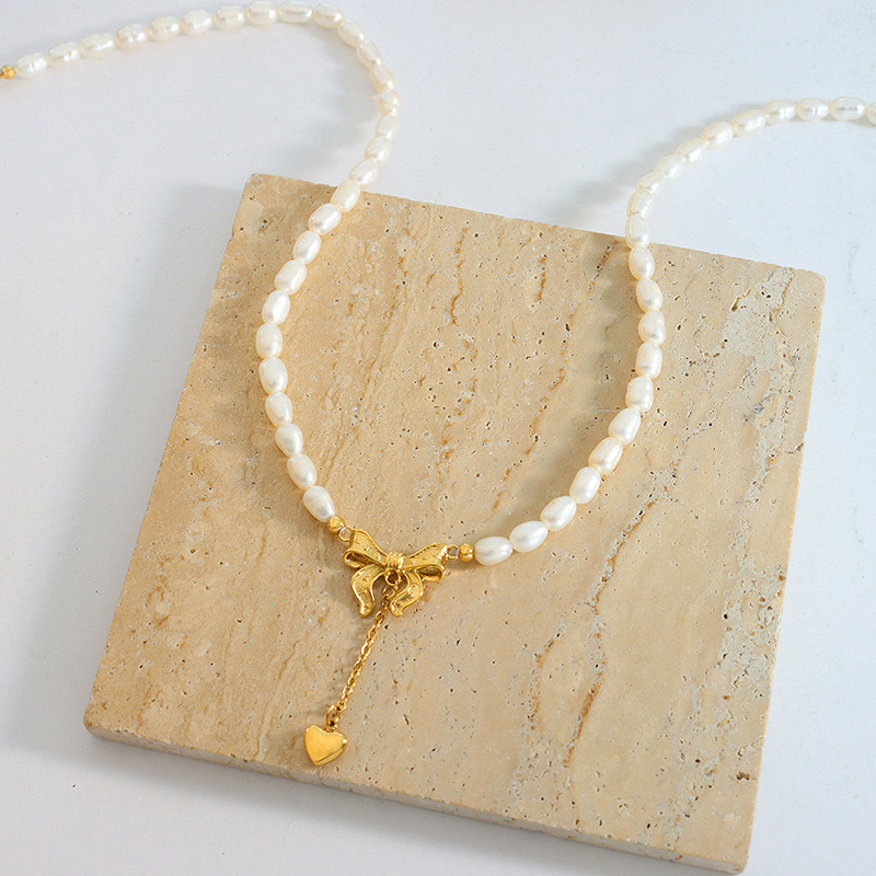 Pearl Heart Bow Pendant Necklace