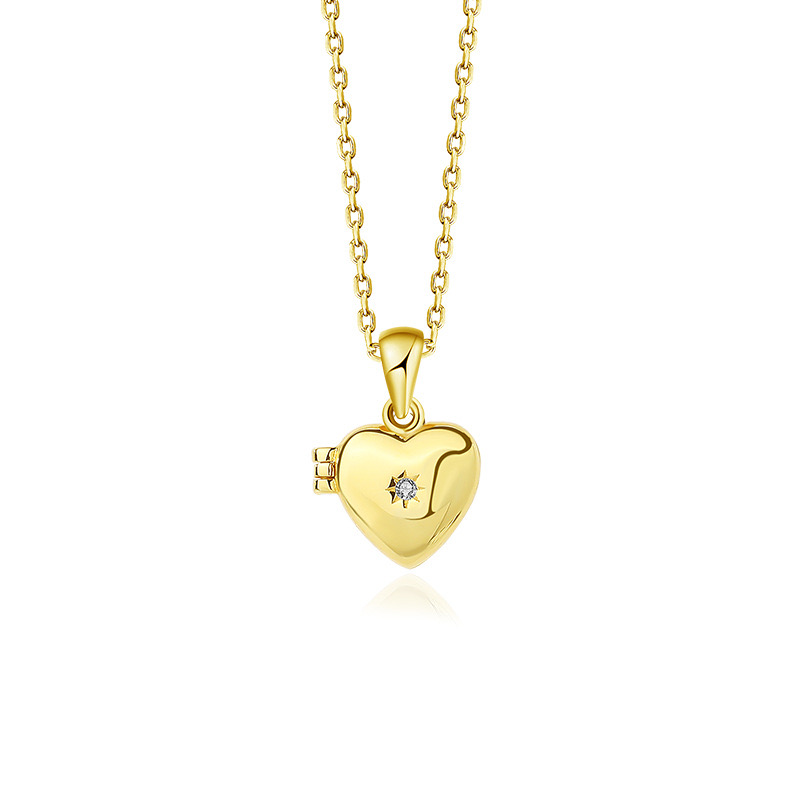 Storing memories Love necklace