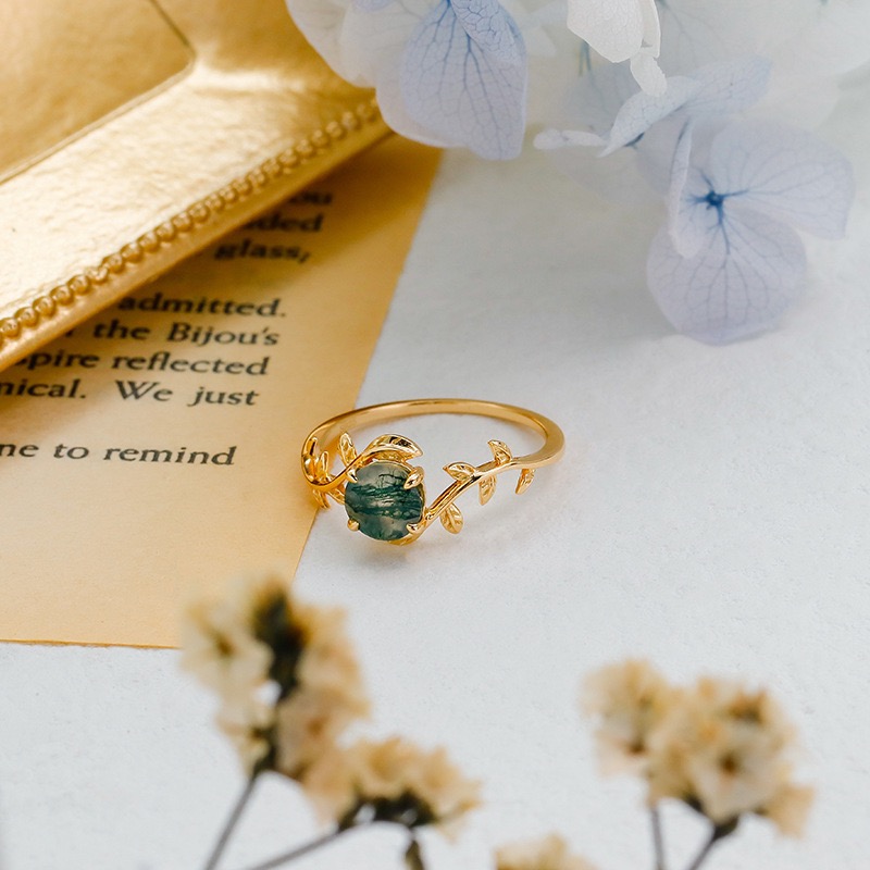 Natural Agate Green Spring Garden Ring
