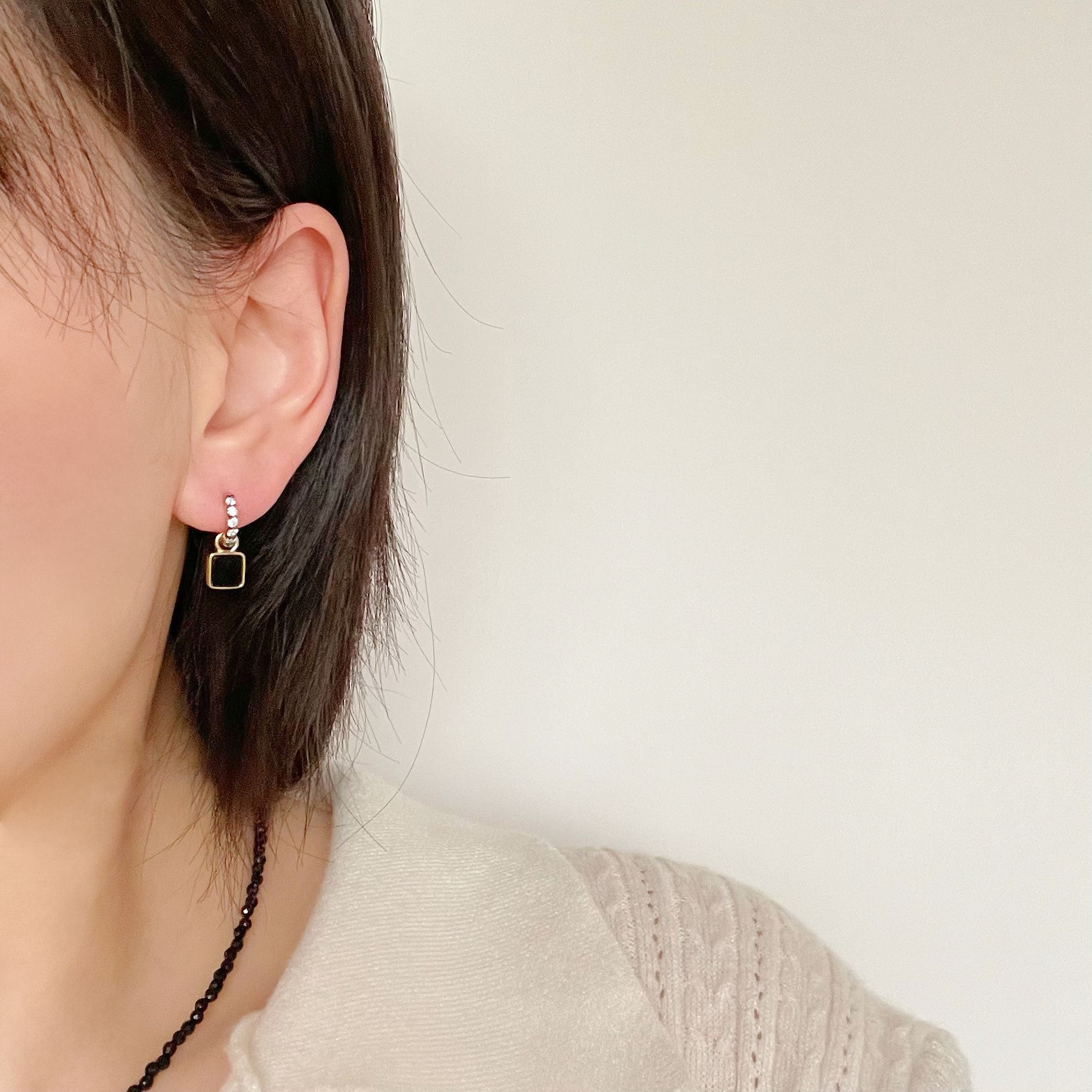 Mysterious black natural agate earrings