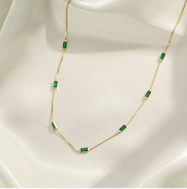 Emerald Green Small Cube Necklace AL24112271