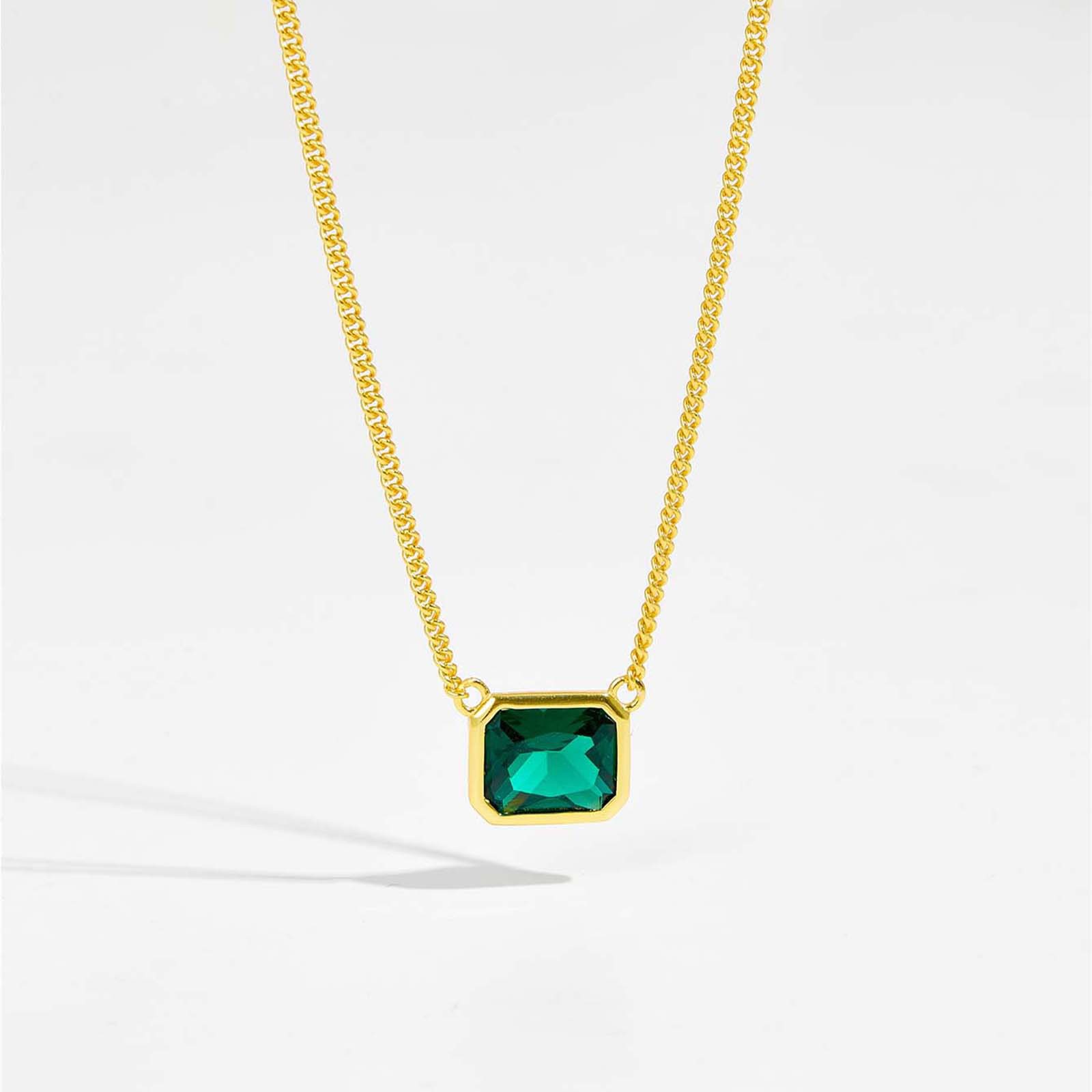Emerald square pendant luxury necklace