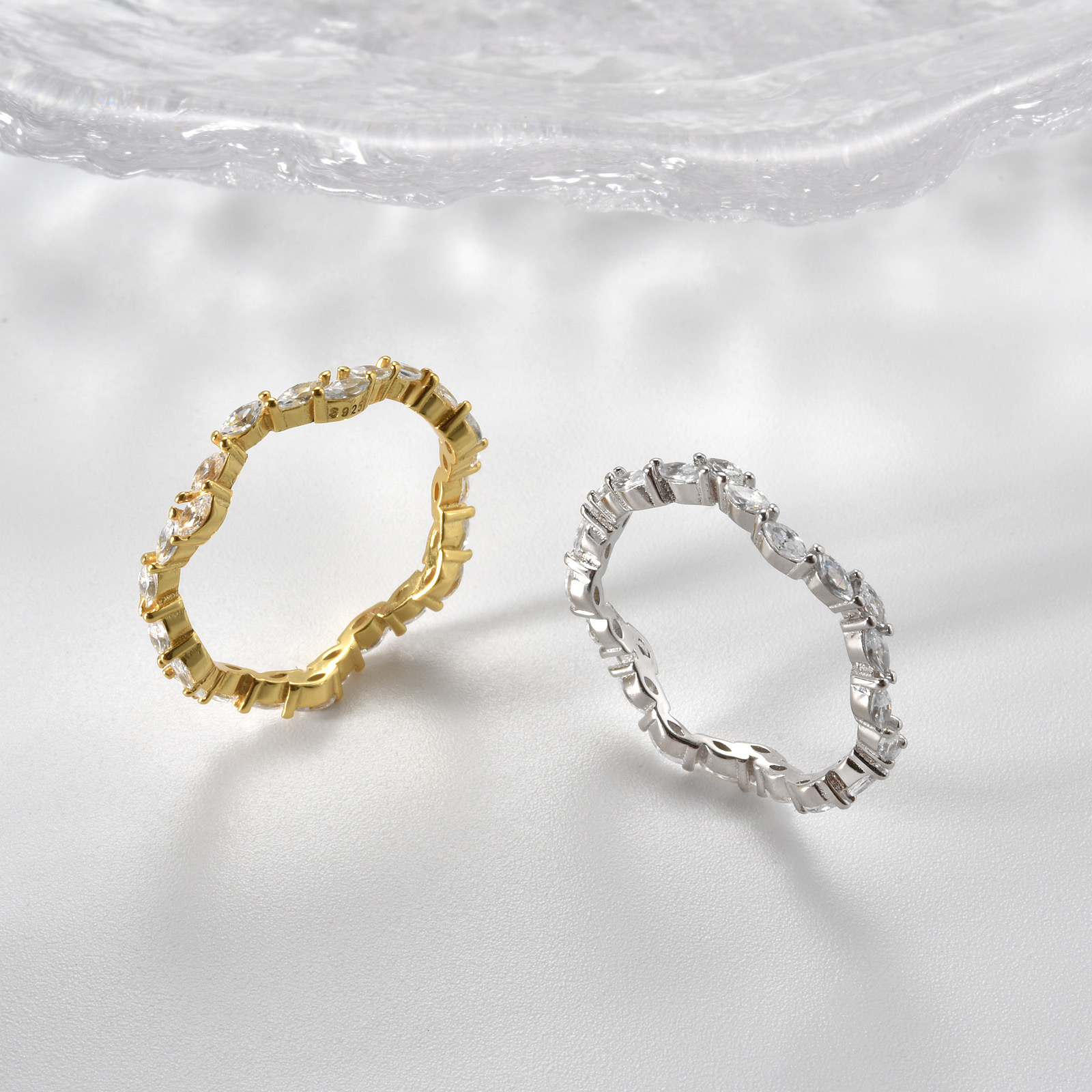 Mountain of Light AL24112354