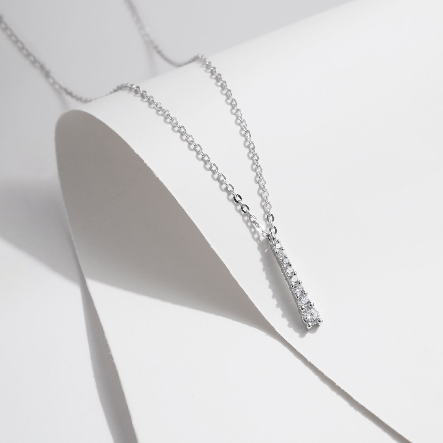 Light Luxury Y Diamond Necklace