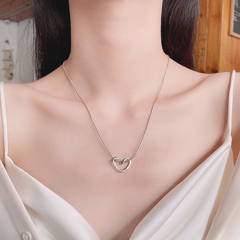 Heart necklace AL24112410