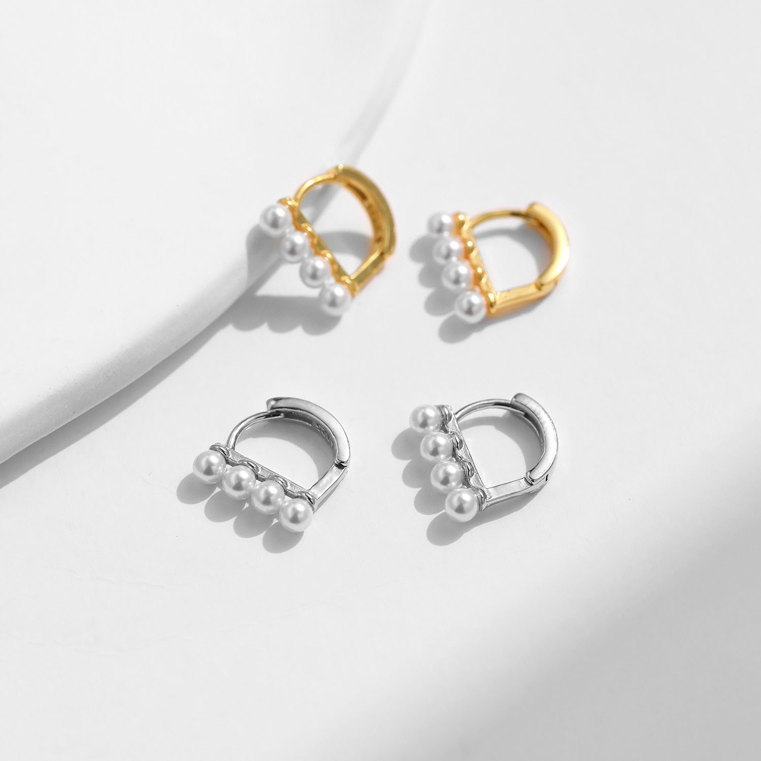 French Delicate Row Small Pearl Earrings AL241124105