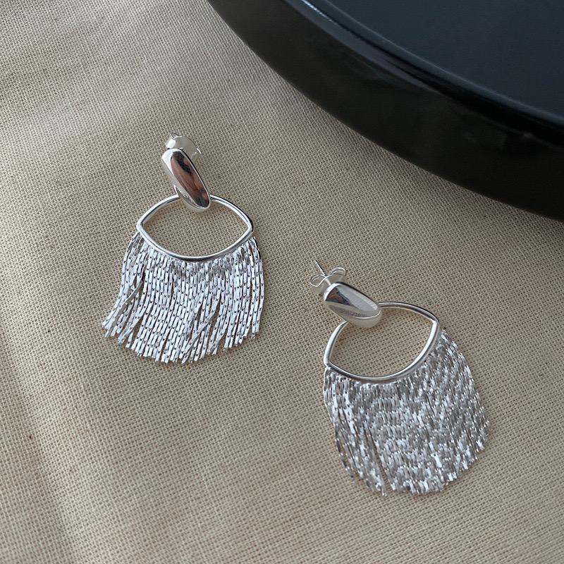 Silver (18K plated) tassel earrings