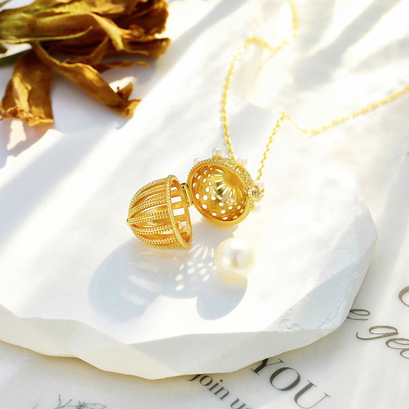 18K gold-plated acorn necklace (openable)