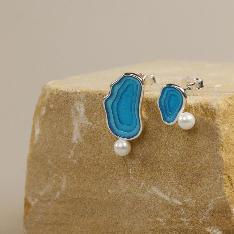 Creatively designed “Deep sea or lake” earrings