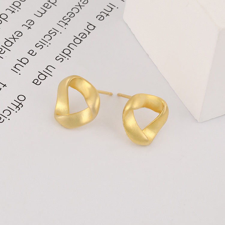 Geometric triangle light luxury earrings