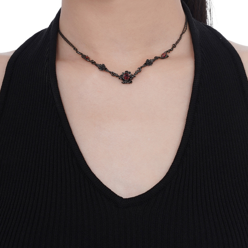 Vintage Goodra Blood Red Necklace VU12311203