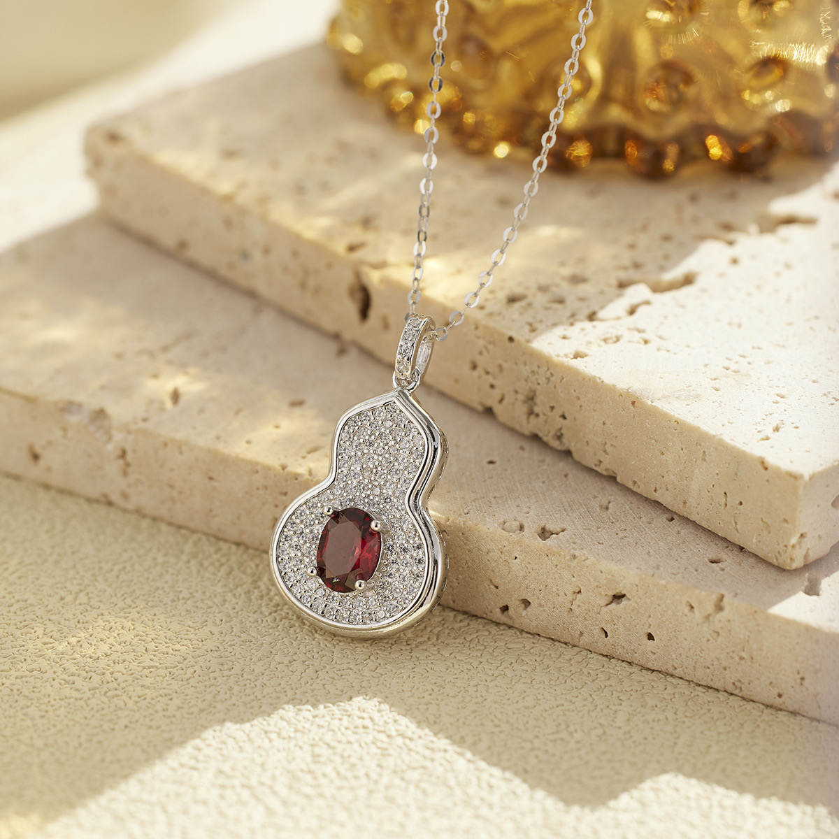 Light Luxury Garnet Gourd Necklace AL24112504