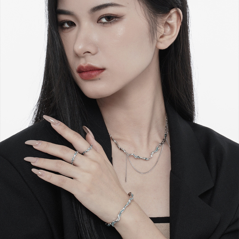 Ice Lake Series Light Luxury Silver Bracelet BH24111201