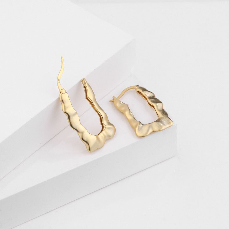 Light luxury irregular water ripple earrings NN24112902